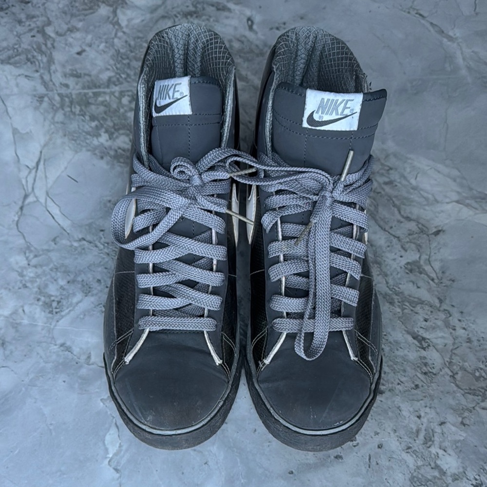 Retro Nike Blazers Mens Gray Carbon Fiber High-Top Sneakers